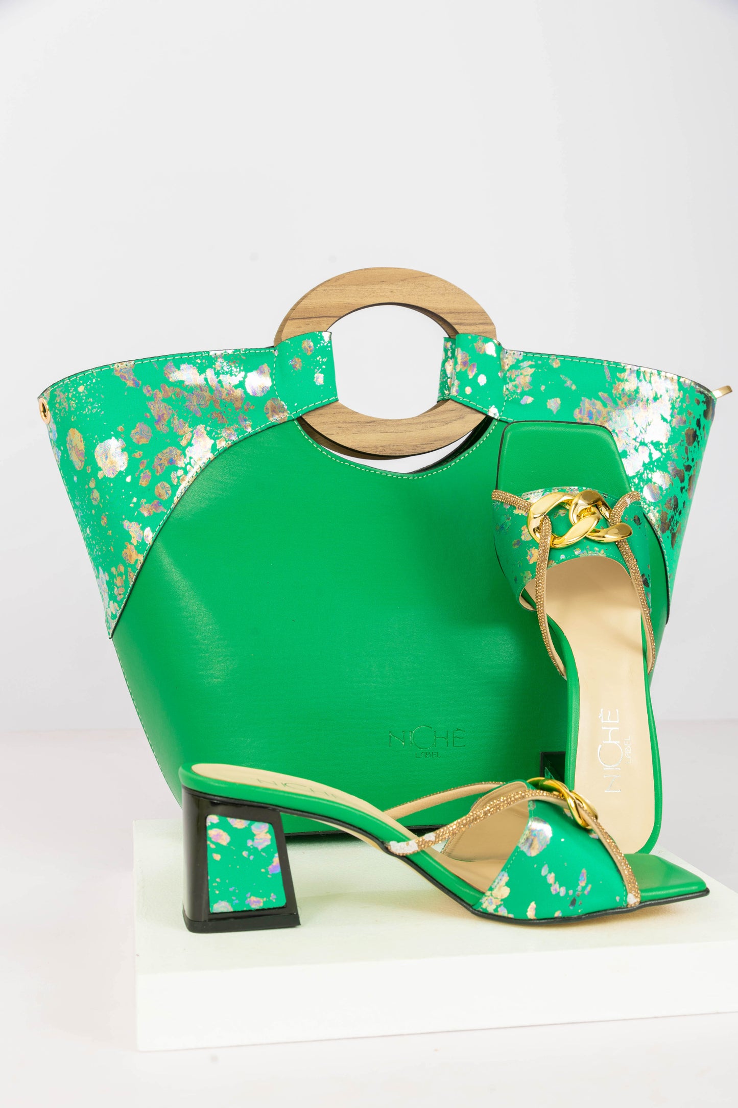 Green Dream: Tote & Wedges